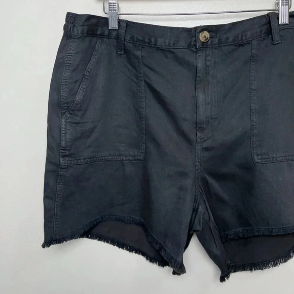Aerie Womens  XL Utility Shorts Pockets Fray Hem In Smocked Grey - Picture 3 of 12